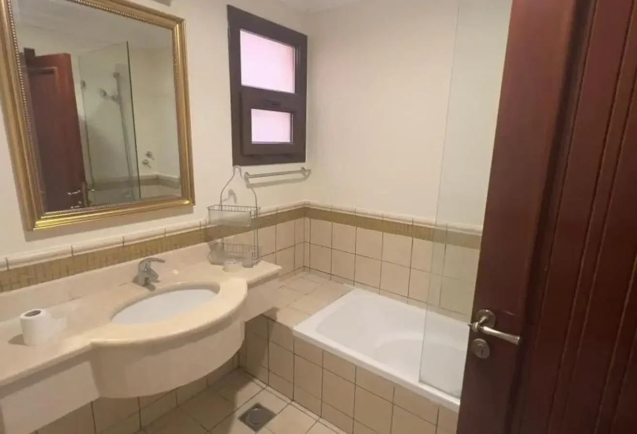 5 Bed | West bay lagoon | QAR. 20,000 | Semi