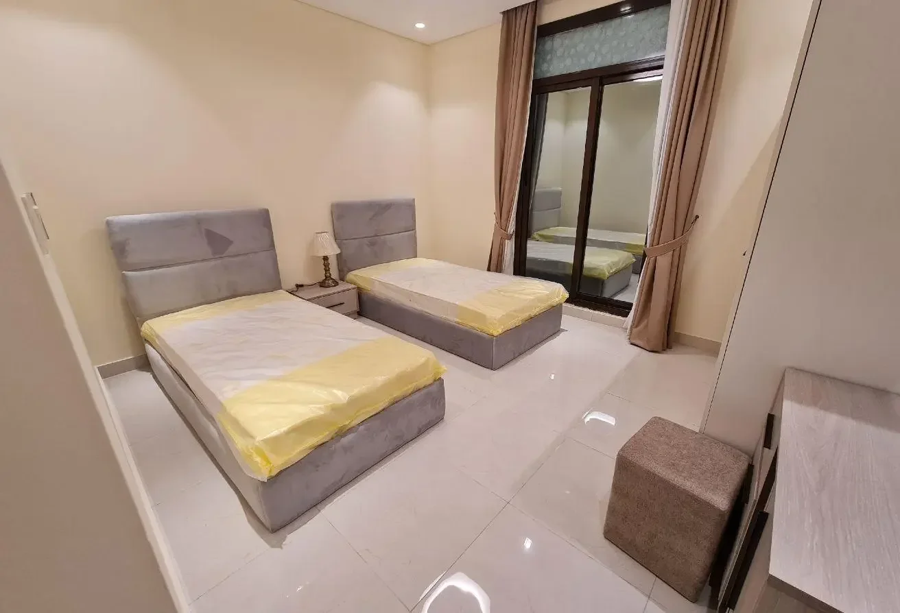 Brand new | 3 Bed | 9500 | Fox hills | Balcony