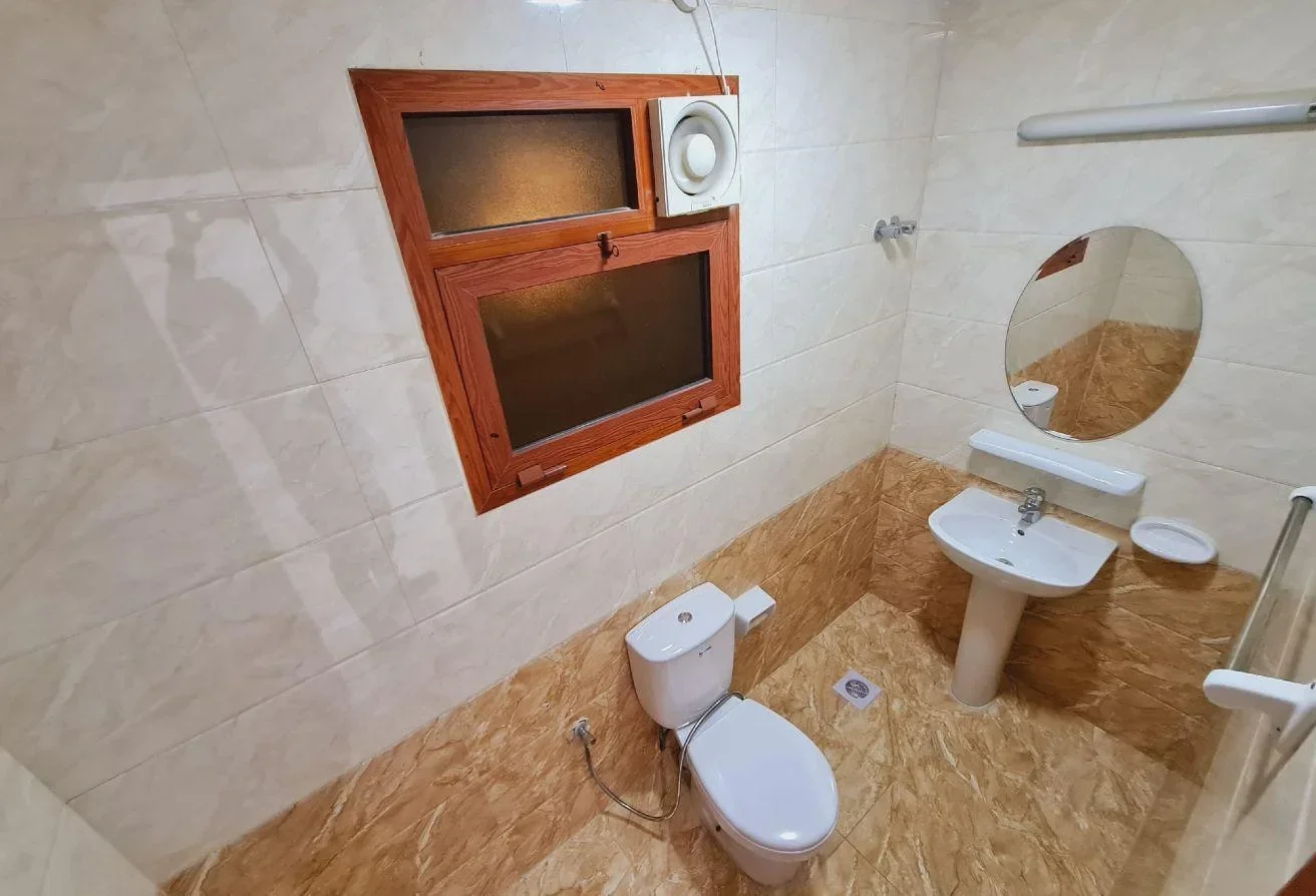 Unfurnished Apartment| 03 BR & 3 Baths| Muntazah