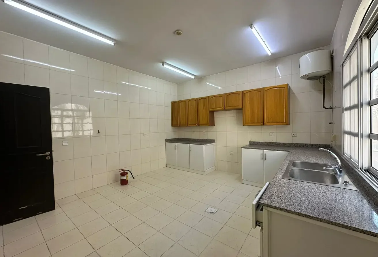 Brand New Compound Villa| 05 Bedrooms| Ain Khaled
