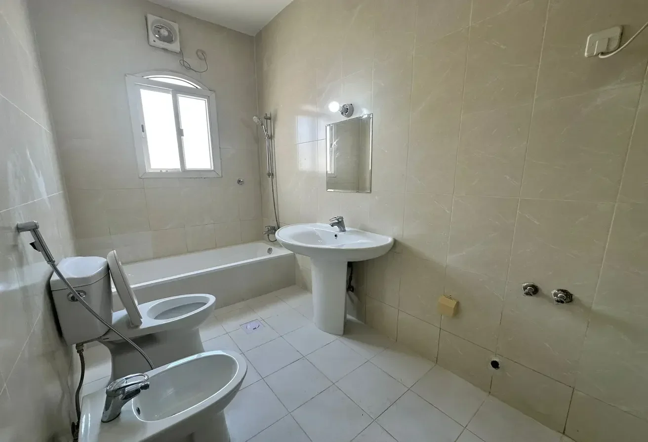 Brand New Compound Villa| 05 Bedrooms| Ain Khaled