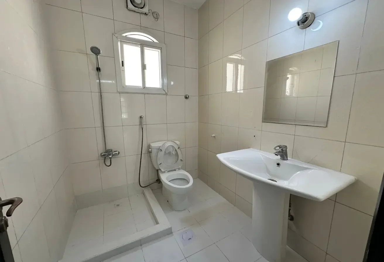 Brand New Compound Villa| 05 Bedrooms| Ain Khaled