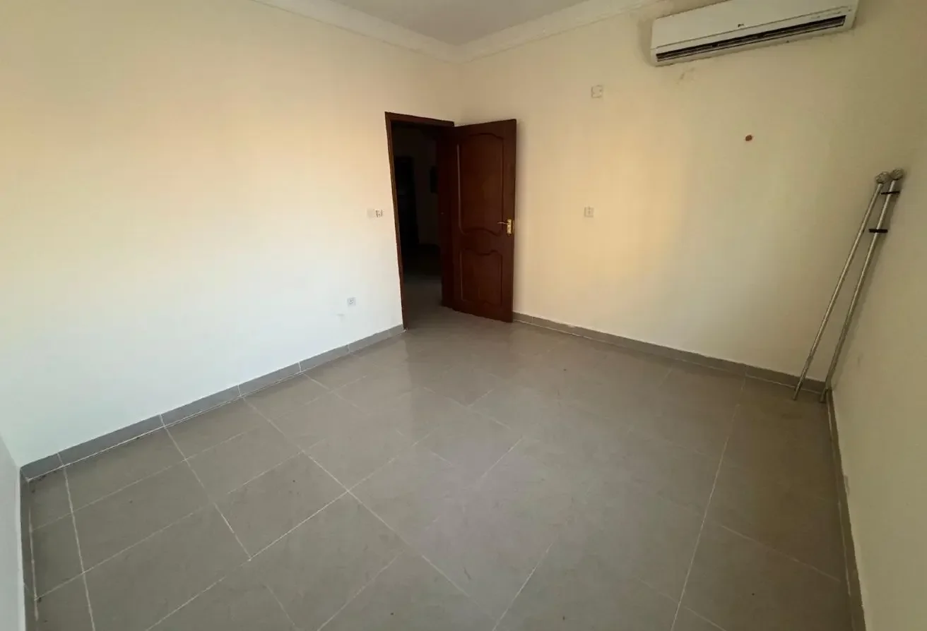 2 Bed | 1 Bathroom | Spli A/c | Ferej abdul aziz