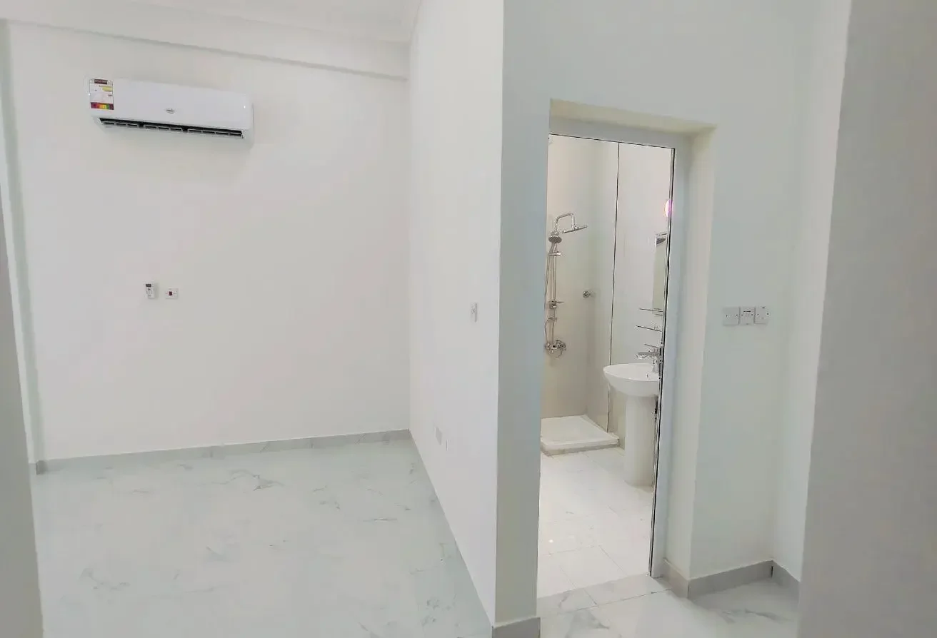 BRAND NEW FLAT| 02 BEDROOMS| FOR STAFF | Al Khor