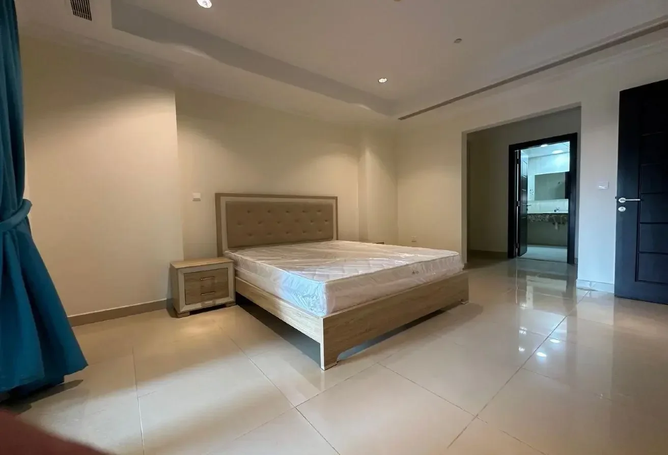 Furnished 1 Bed | Balcony | Porto Arabia | 7500