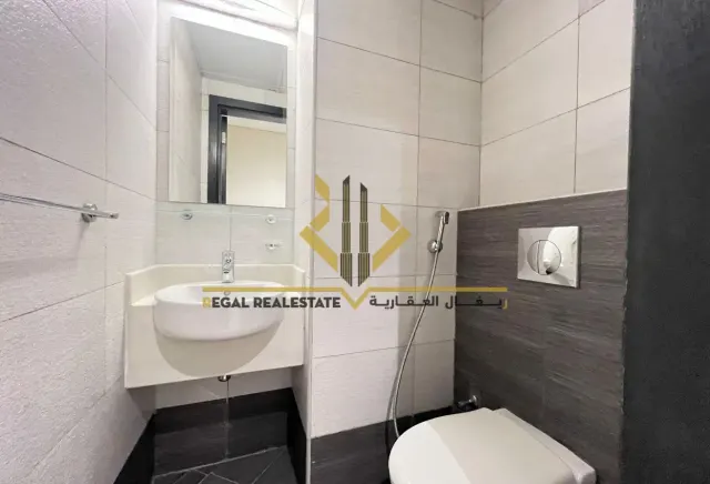 Furniahed 1 BHK with Balcony + INC Bills - view 3