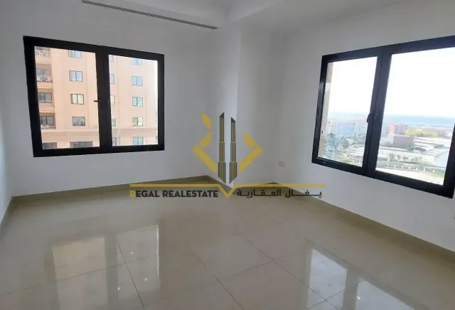 3 BR Apartment with Maids Room in The Pearl Island