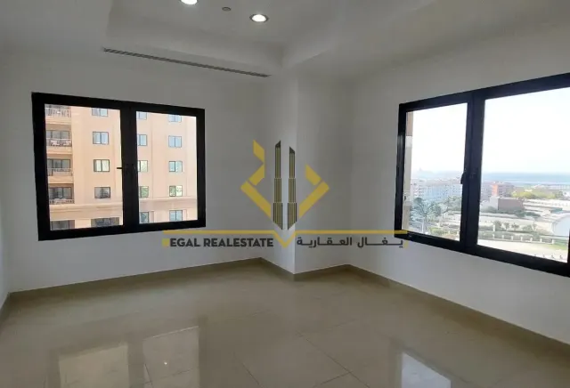 3 BR Apartment with Maids Room in The Pearl Island