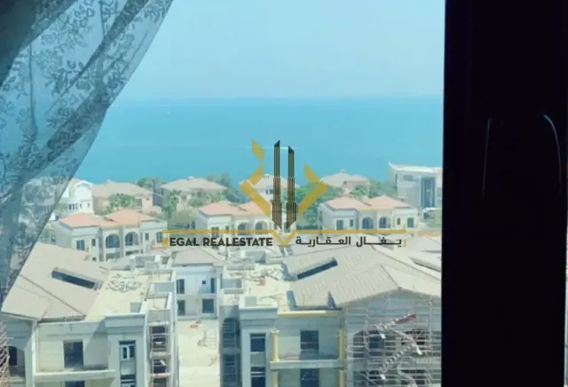 Studio Apartment in Porto Arabia with Sae view - view 3
