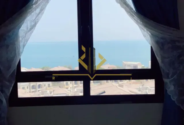 Studio Apartment in Porto Arabia with Sae view