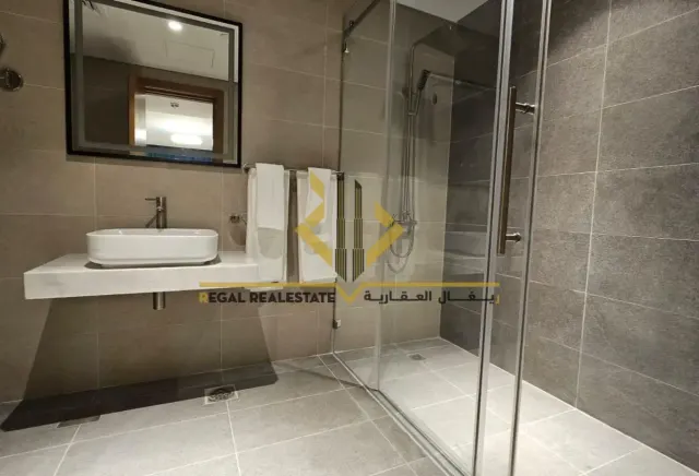 Luxurious Studio Apartment in The Pearl with City