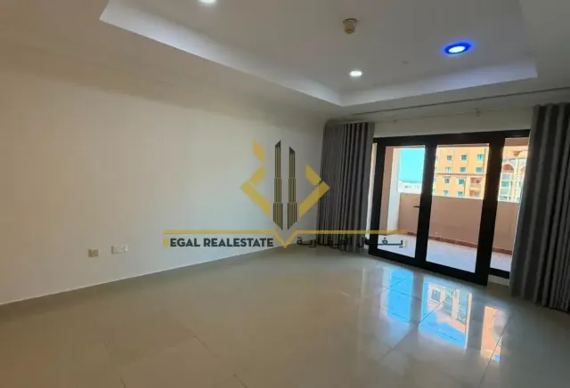 2 BR Apartment in The Pearl | 191 sqm | Balcony