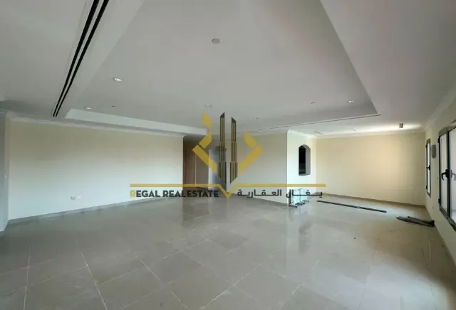 3+maid in porto arabia for 14000 QAR