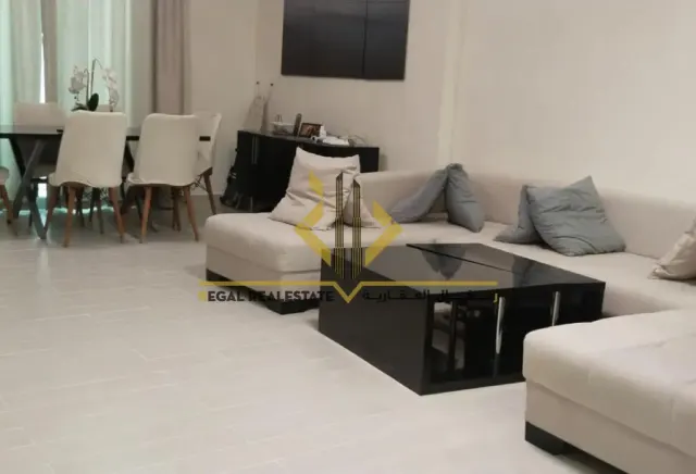 1 BR Apartment in Fox Hills with Big Balcony