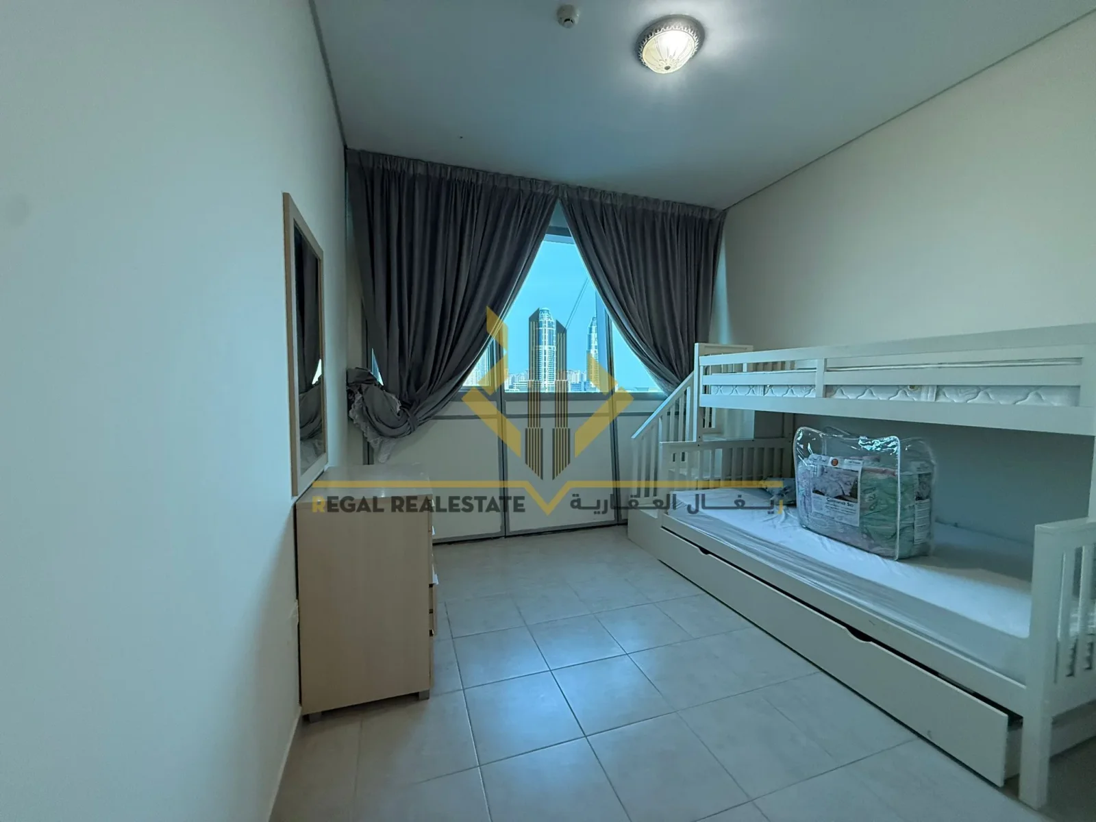 Spacious fully furnished 3-bedroom