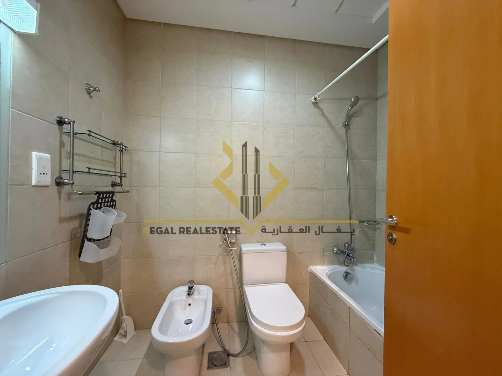 Spacious fully furnished 3-bedroom