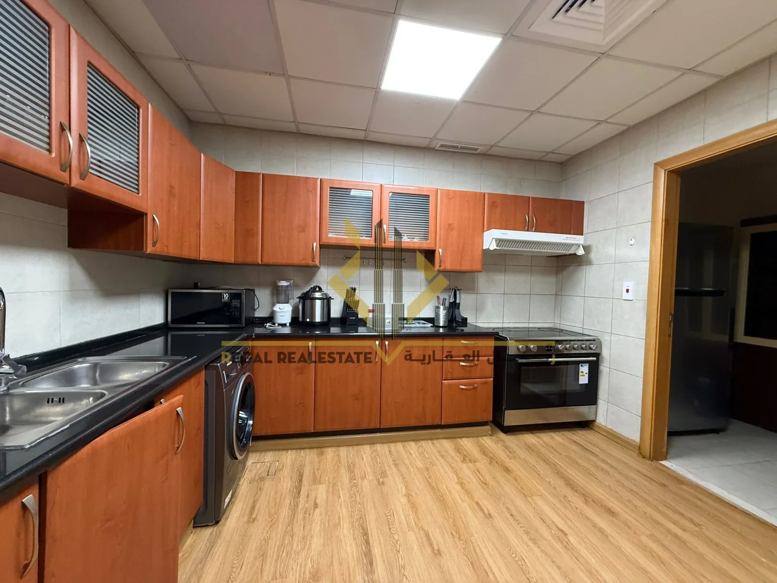 Spacious fully furnished 3-bedroom