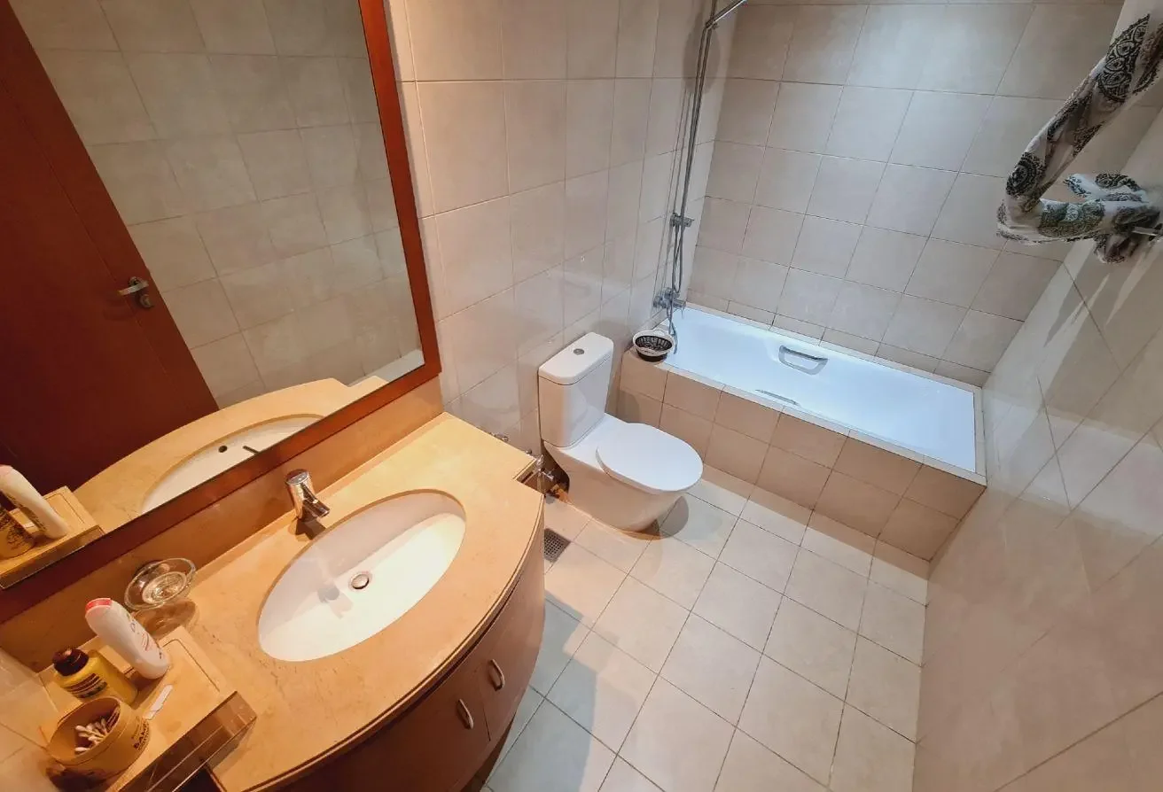 Furnished | 2 Bed | VB | Balcony | 10K | Sea view