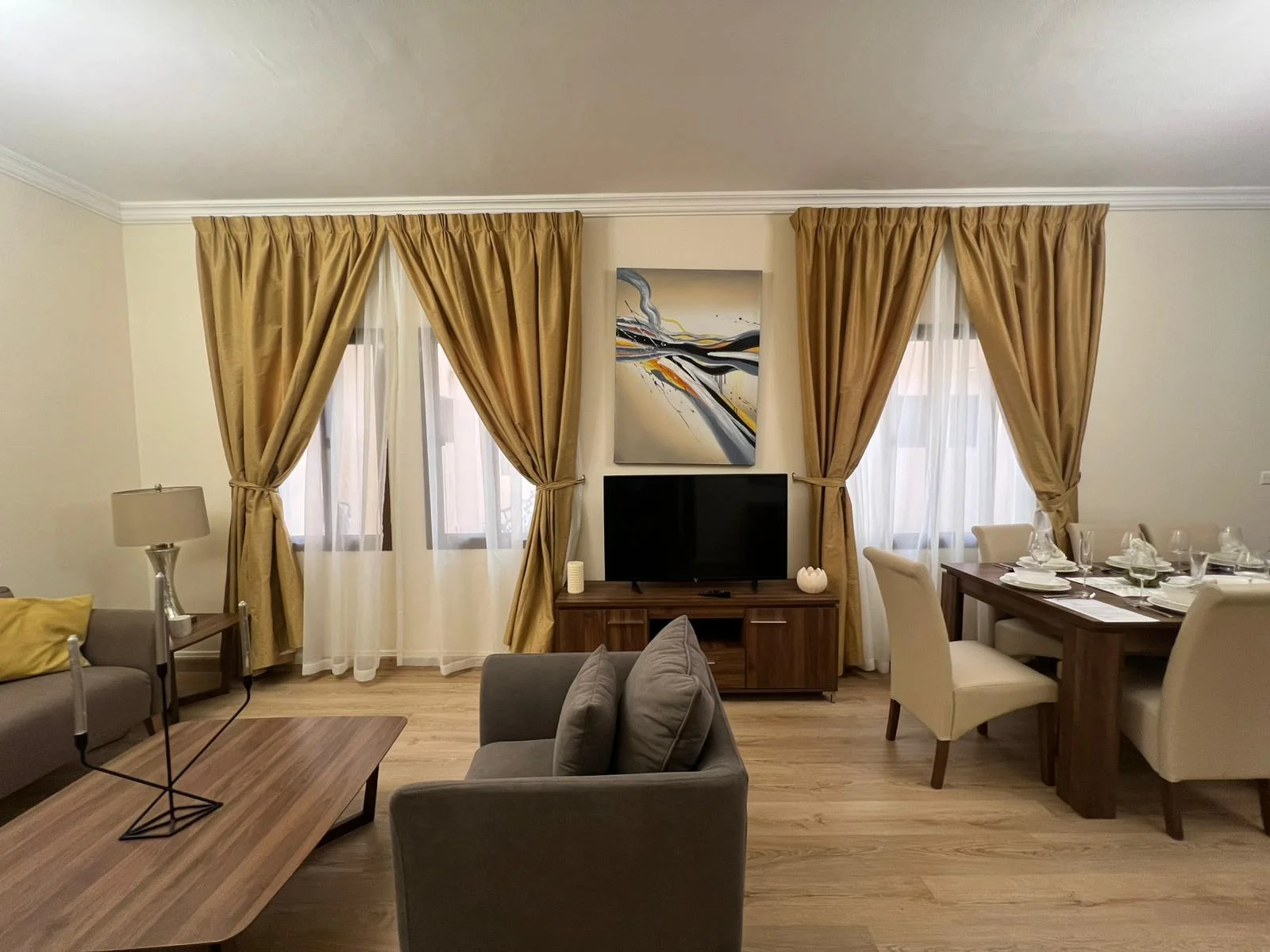 Spacious Fully Furnished 3BHK Duplex in Ain Khaled