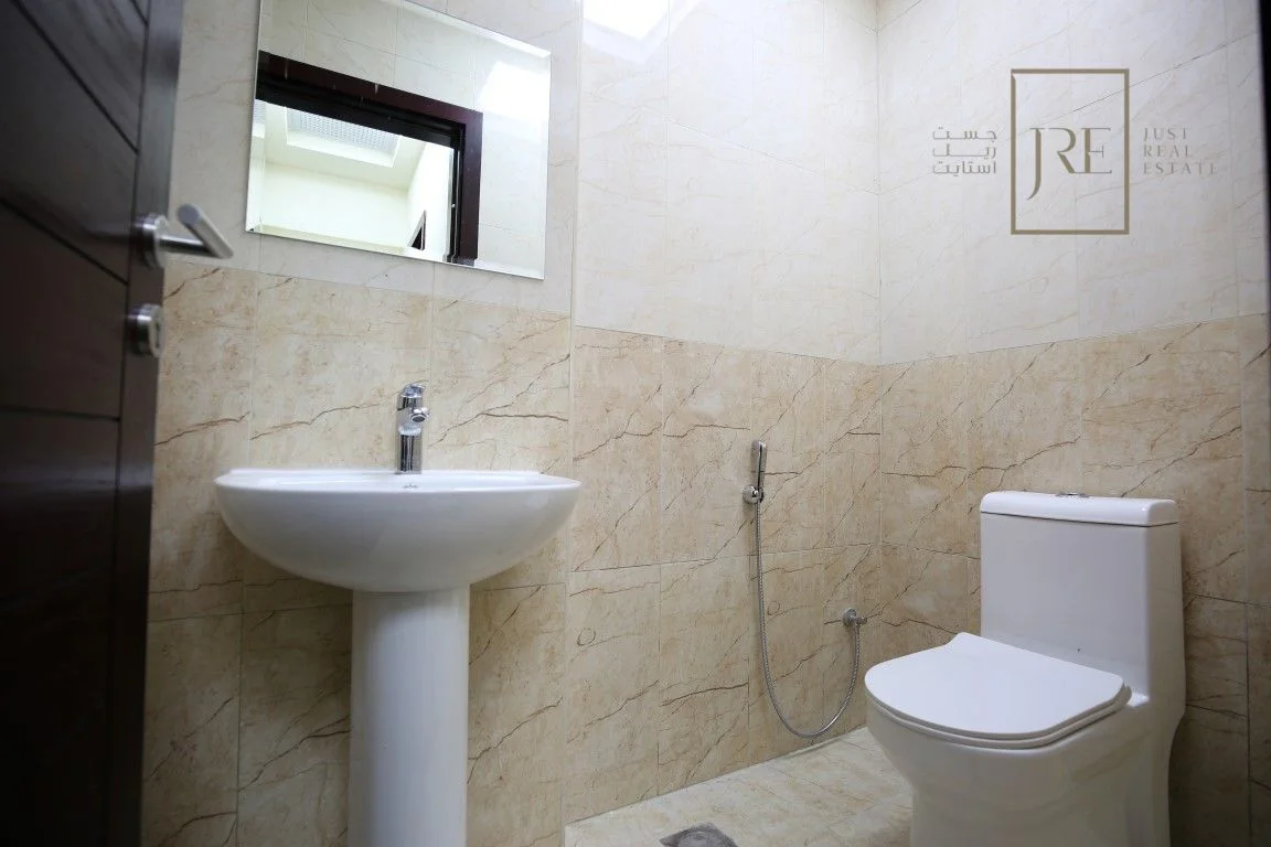 Spacious Office Space for Rent in Al Mamoura Plaza | Prime Location