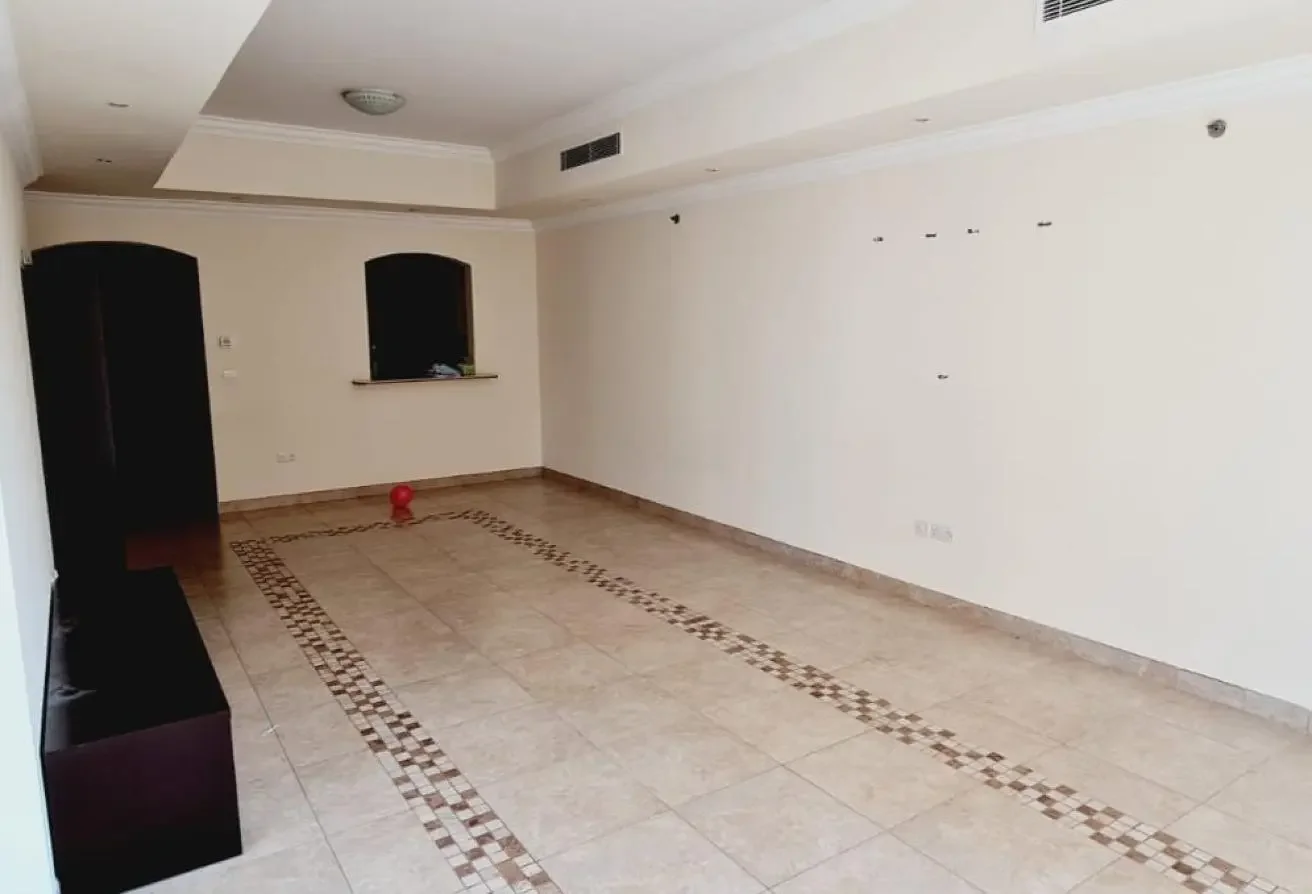 2 Bed | QAR 9000 | Porto Arabia | Balcony | Sea