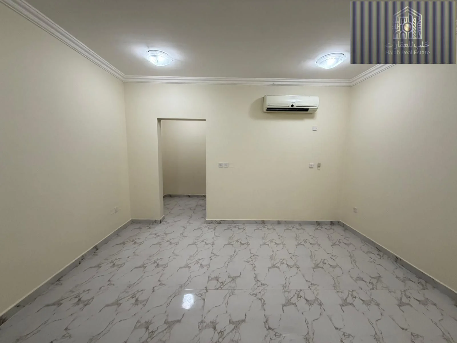 Spacious 6-Bedroom Villa for Rent in Umm Salal Ali | Large Yard