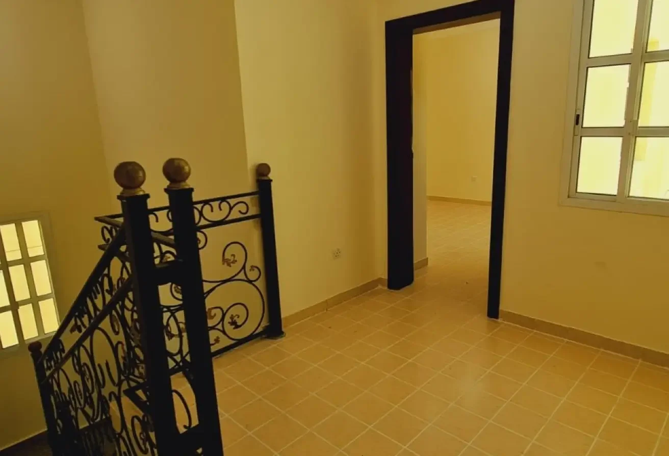 6 Bed | 5 Bath | Compound villa | Al Gharaffa