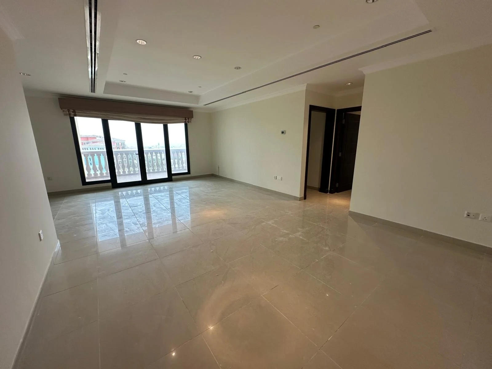 Amazing 2BHK for sell in Porto arabia