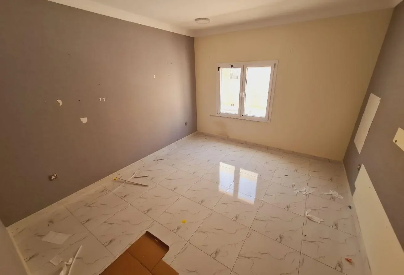 6 Bed | 5 Bath | Outhouse | QAR. 12,000 | Villa
