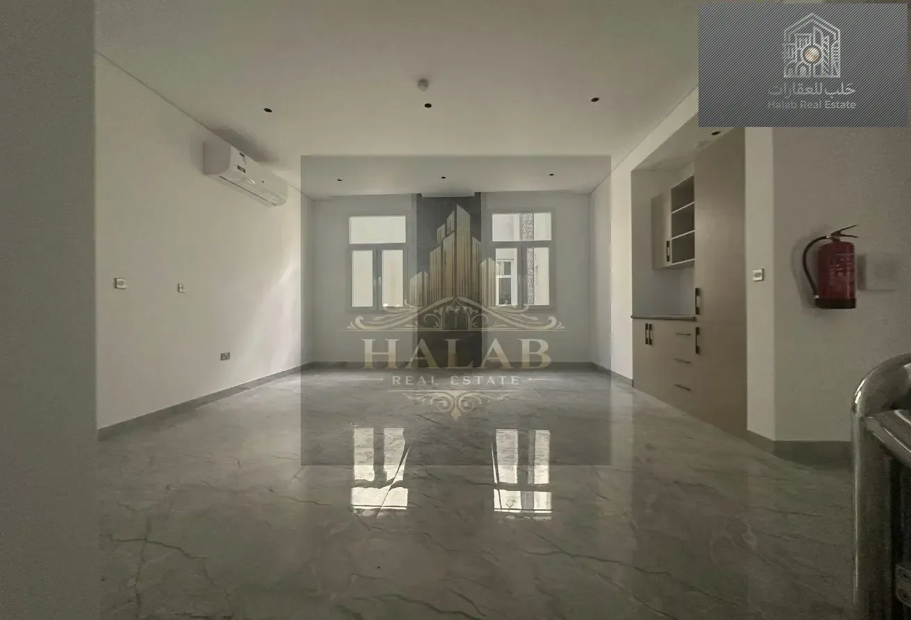 Brand new villa in Al Keesa Gate compound, Al Kheesa