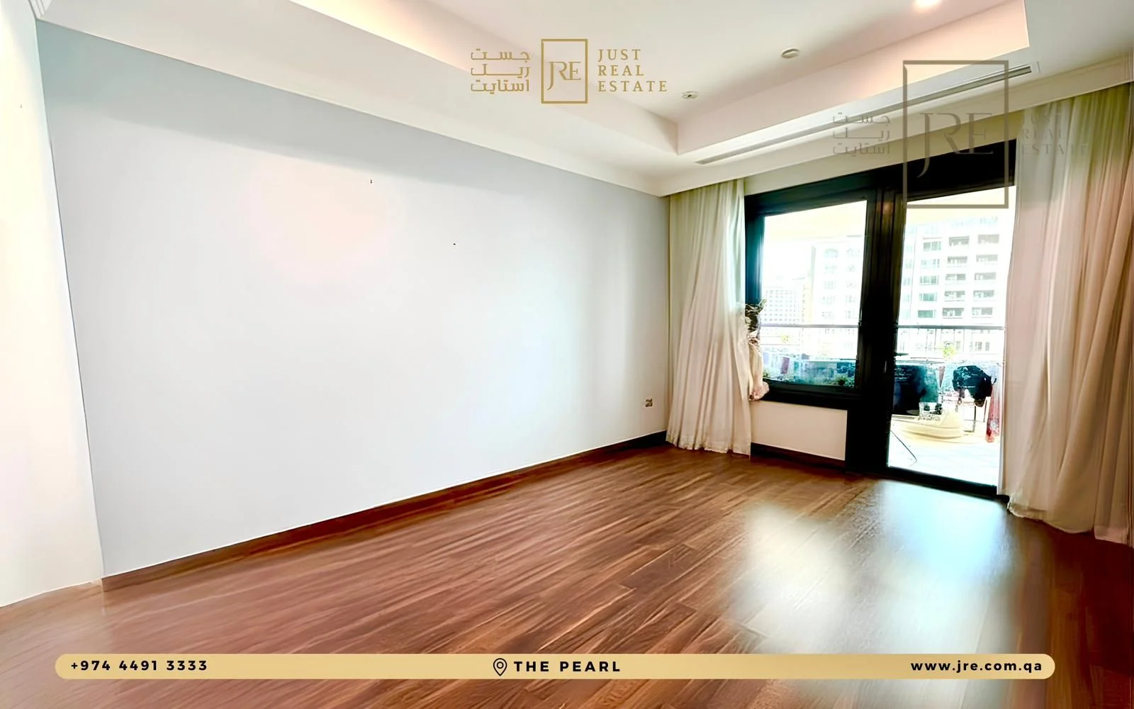 Spacious 4-Bedroom Apartment + Maid's Room in The Pearl | Semi-Furnished
