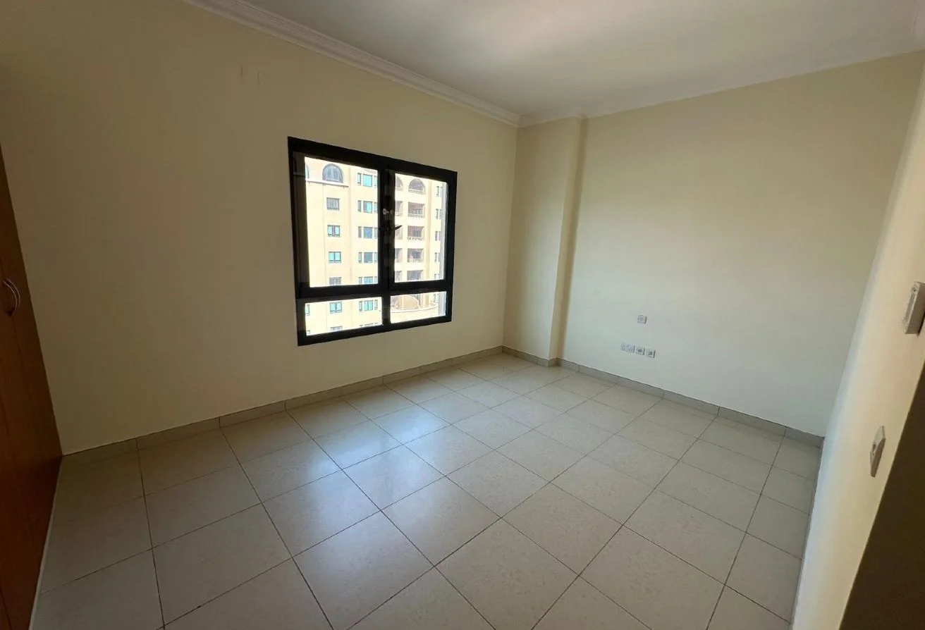 Spacious 2BHK Semi-Furnished Unit with Marina View