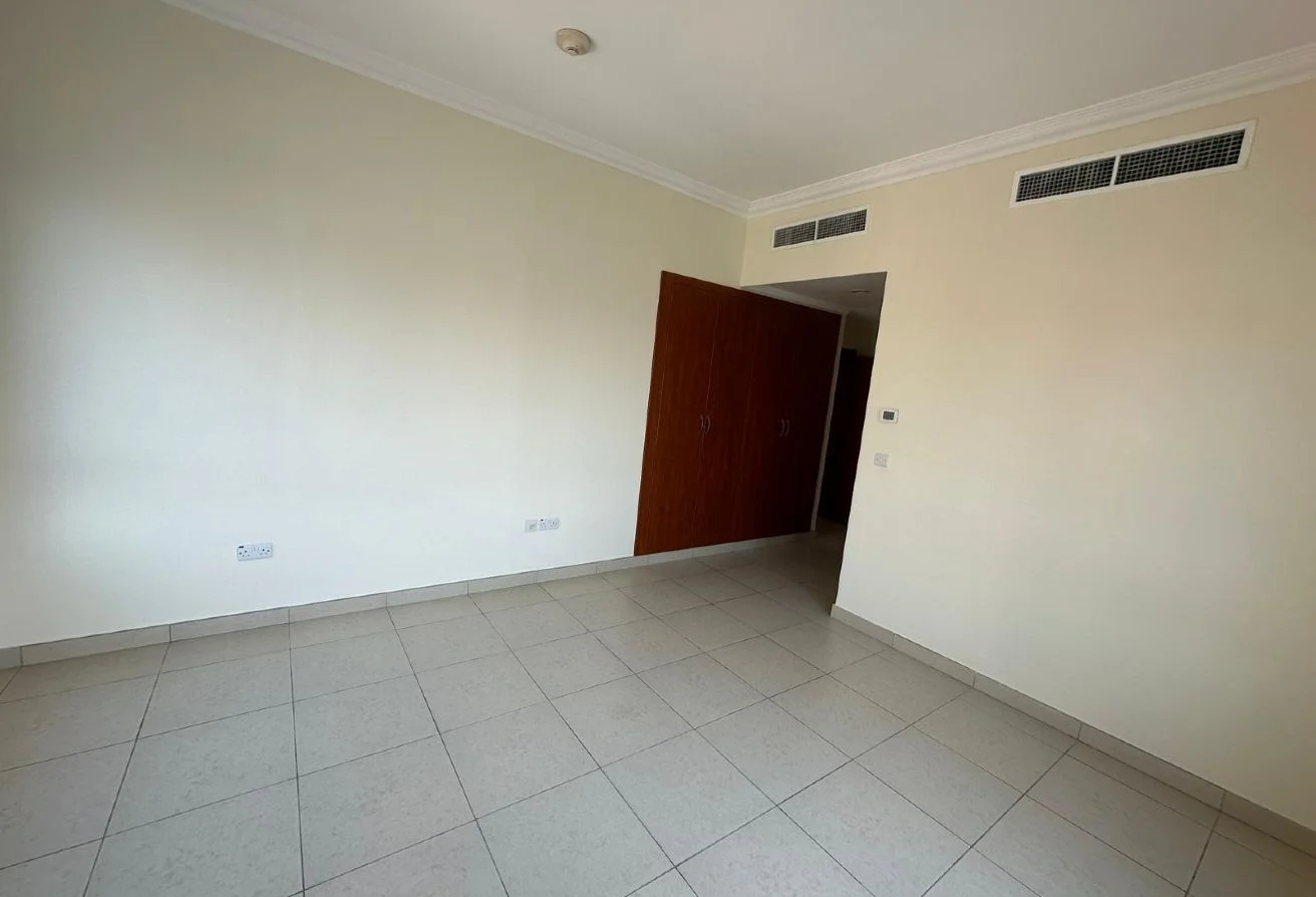 Spacious 2BHK Semi-Furnished Unit with Marina View
