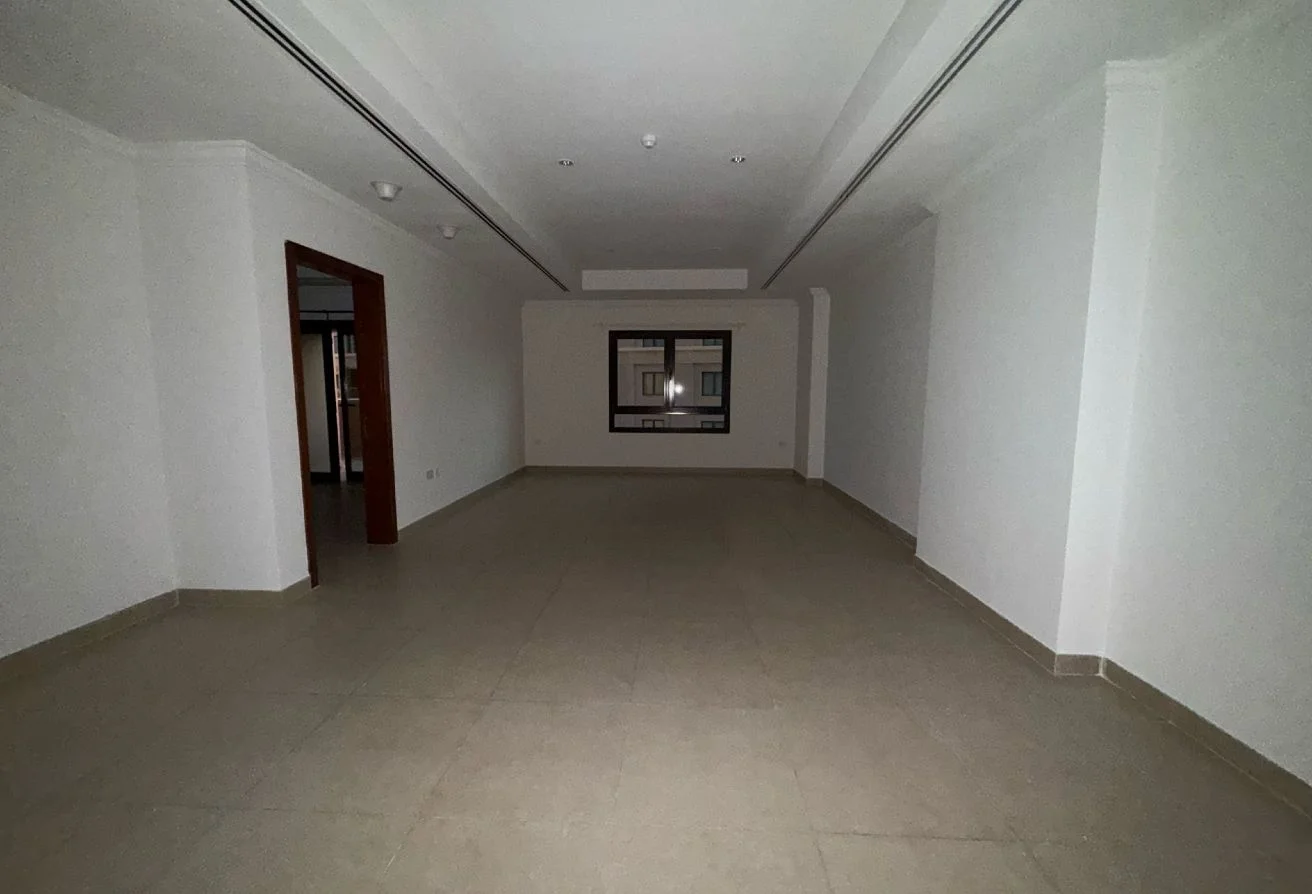 1 BHK +OFFICE SEMI FURNISHED