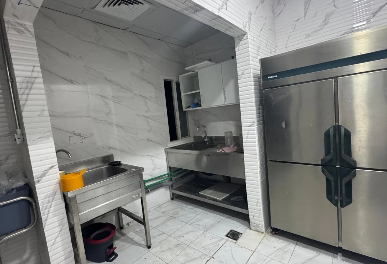 Turnkey Coffee Shop Transfer, Lease QAR 12,000