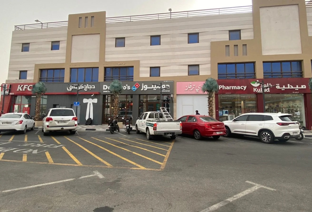 Prime Retail Spaces for a F&B AND Retails