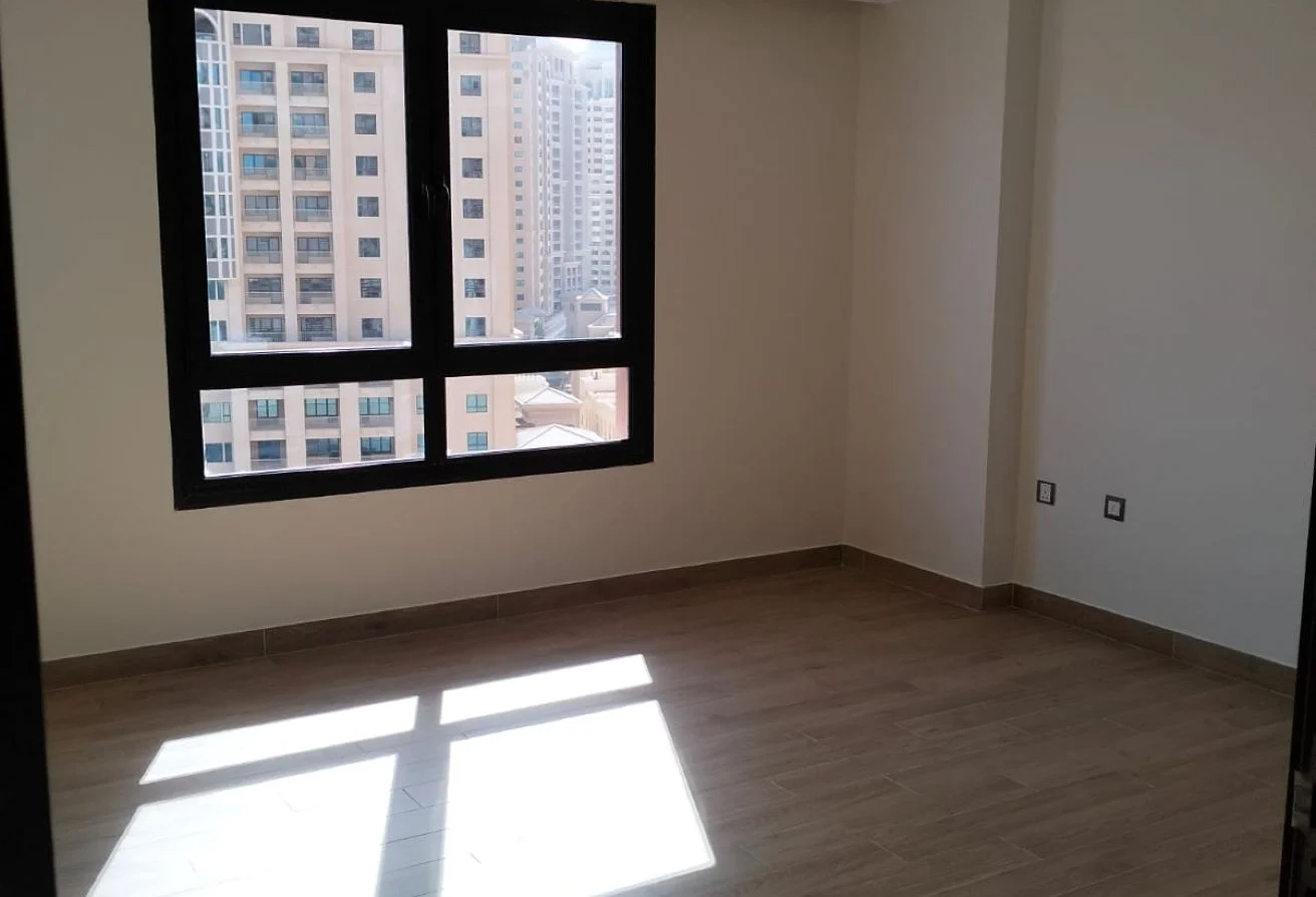 2BHK Semi-Furnished | Tower  Porto Arabia