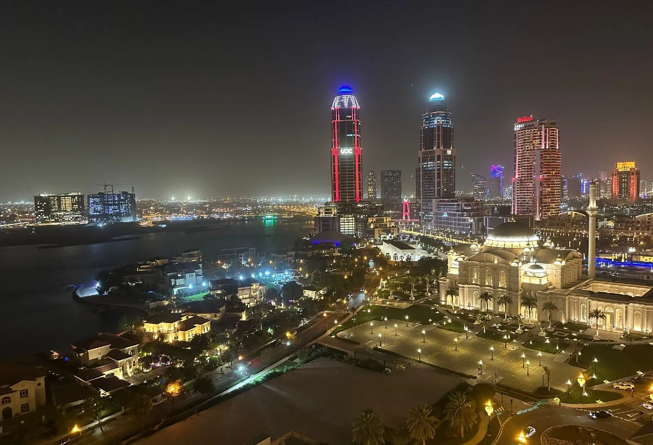 2 Bedroom Furnished | Gorgeous City View - view 1