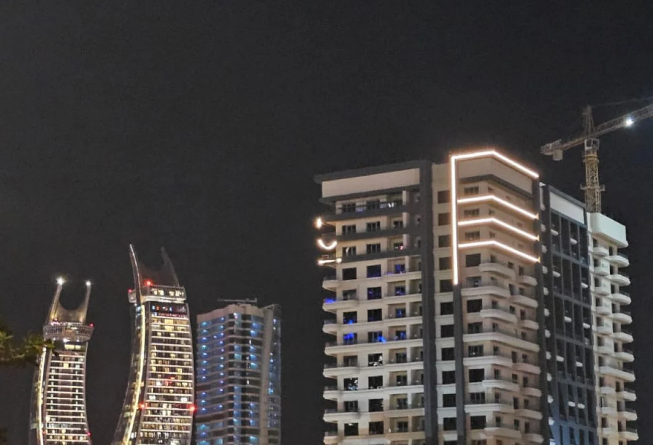 SPECIOUS 1BHK APARTMENT FOR SALE IN MARINA |