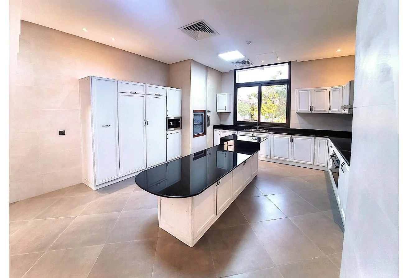 Ultra Luxury Beachfront Villa | 6BR| QAR 17M