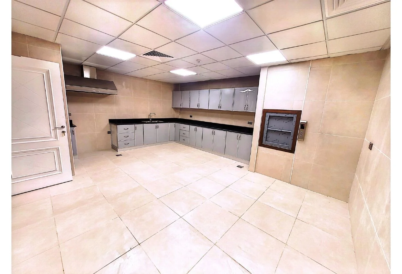 Ultra Luxury Beachfront Villa | 6BR| QAR 17M
