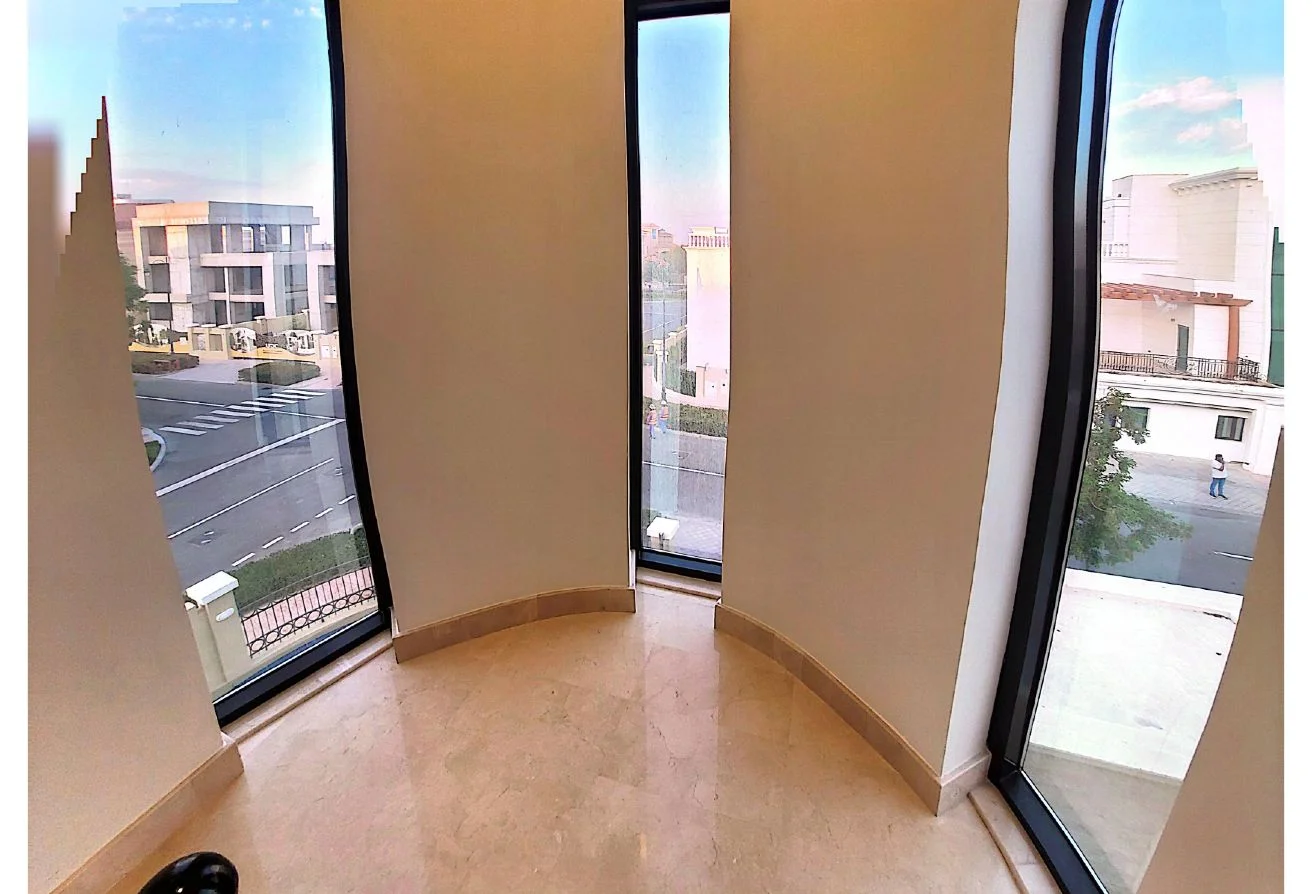 Ultra Luxury Beachfront Villa | 6BR| QAR 17M