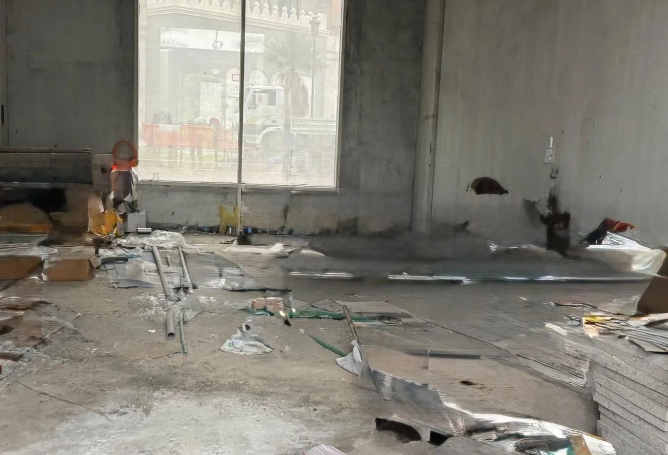 Semi-Fitted Retail Shop for Rent/ The Pearl