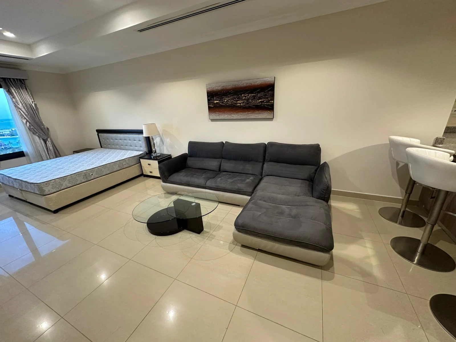 ELEGANT STUDIO FULLY FURNISHED WITH SEE VIEW