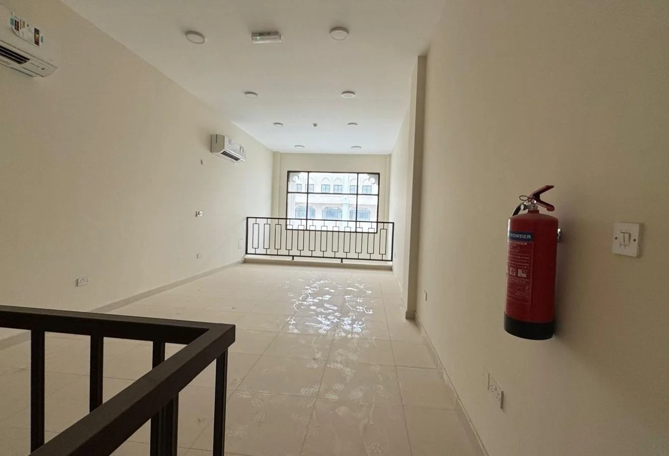 Retail shop with mezzanine for rent – Al Gharafa