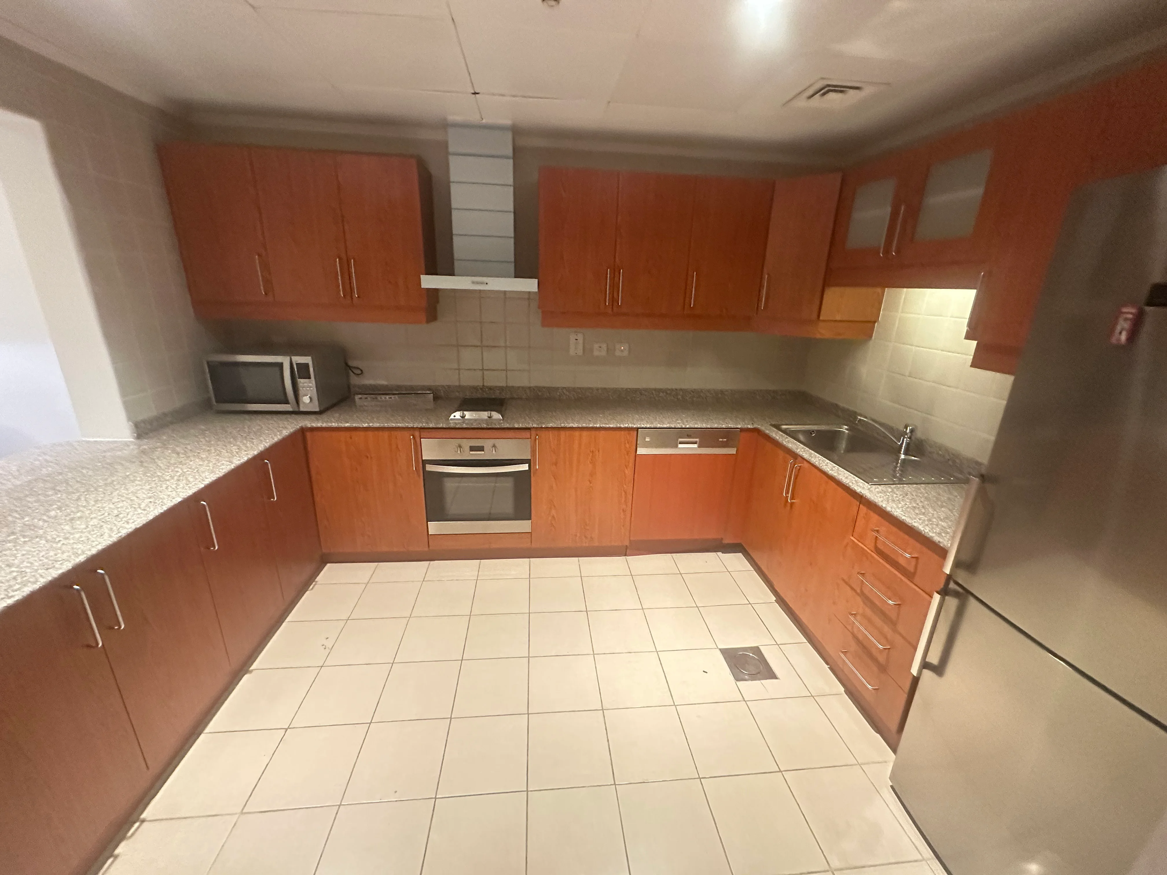 Spacious 1Bhk Furnished Panoramic City View