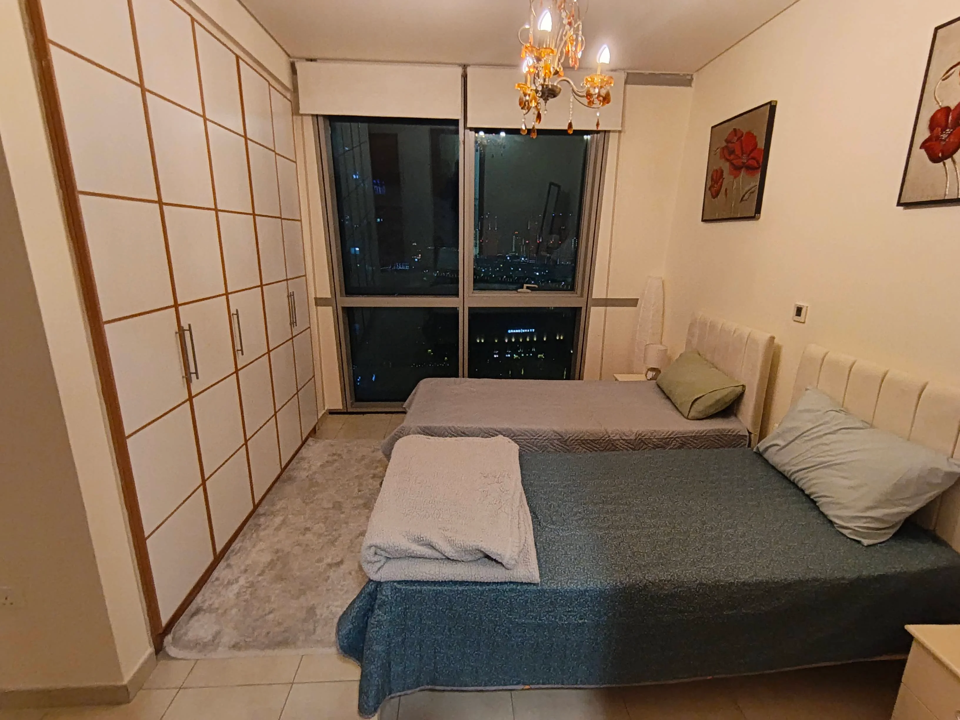 2bhk in zig zag tower fully furnished exclude bill