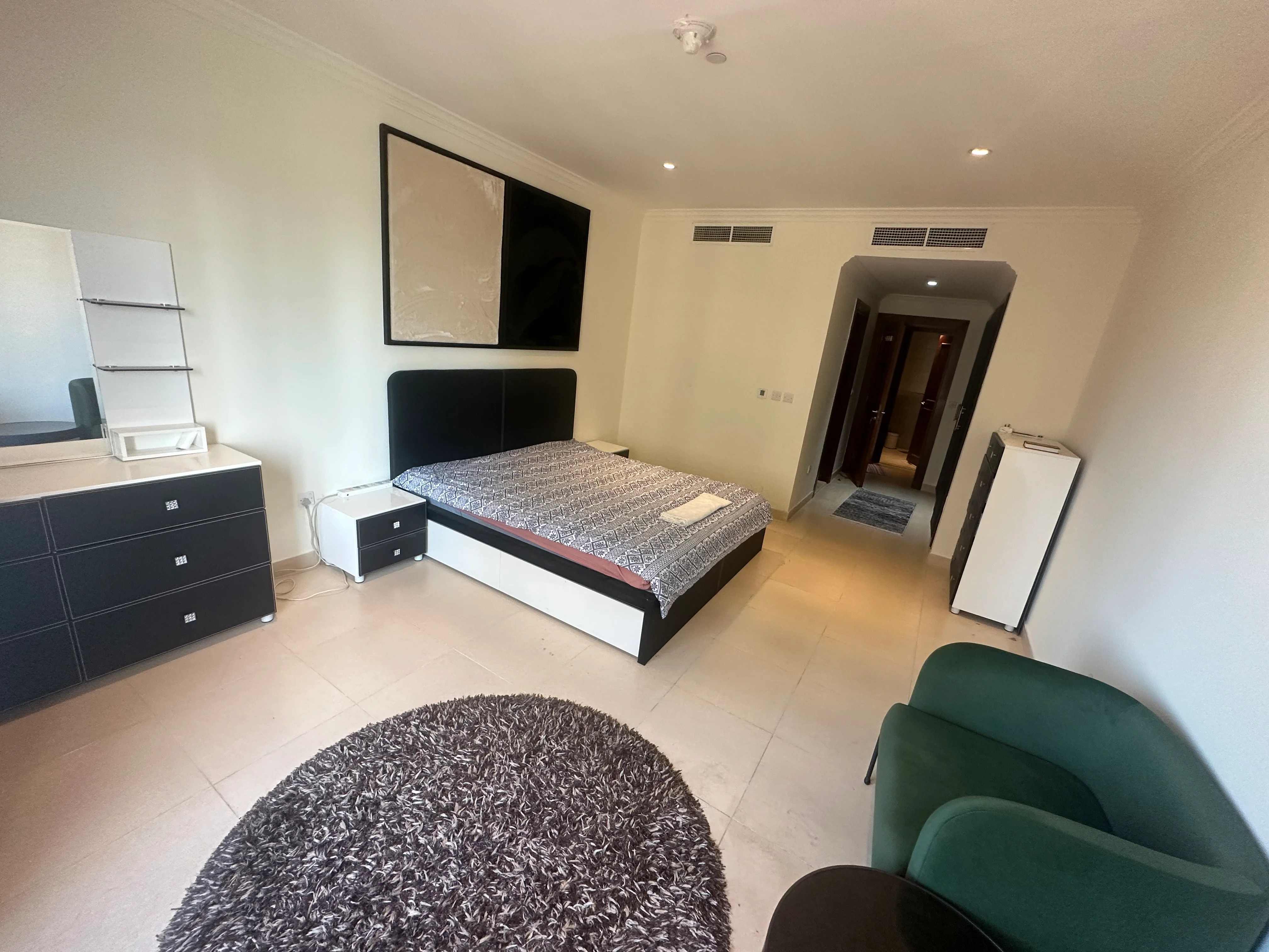 1 Bhk Including Bills| Furnished | Marina View