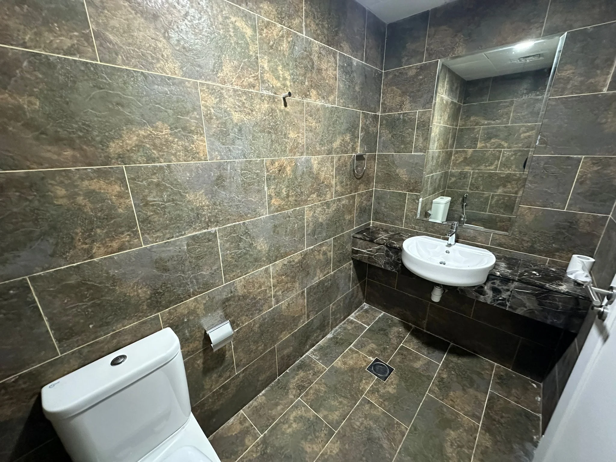 BRAND NEW 1BEDROOM WITH BRAND NEW FURNITURE