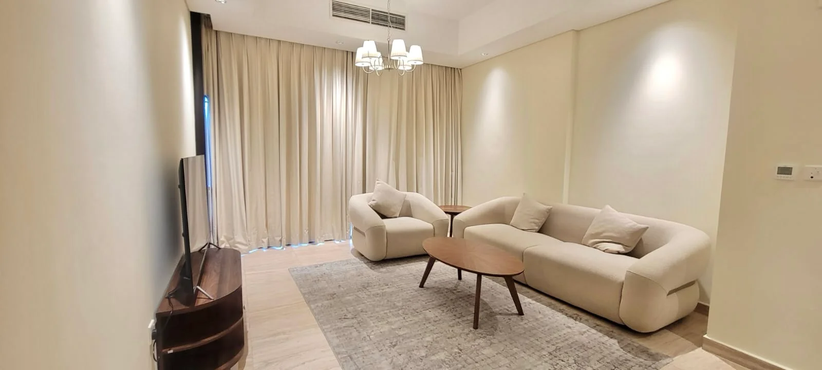 Fully Furnished 2BHK | Balcony | QAR 8,000
